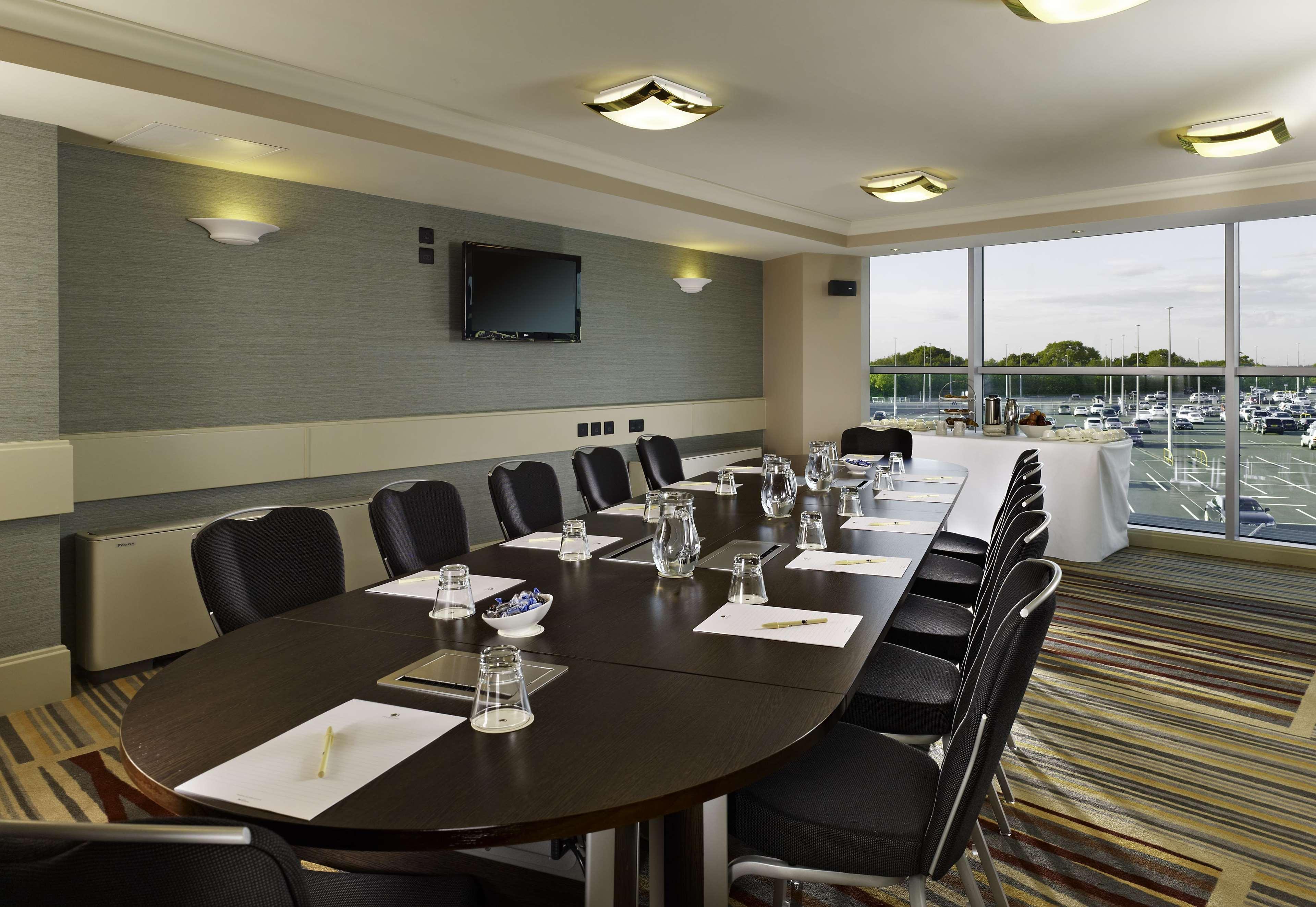 Doubletree By Hilton Hotel Newcastle International Airport Екстериор снимка