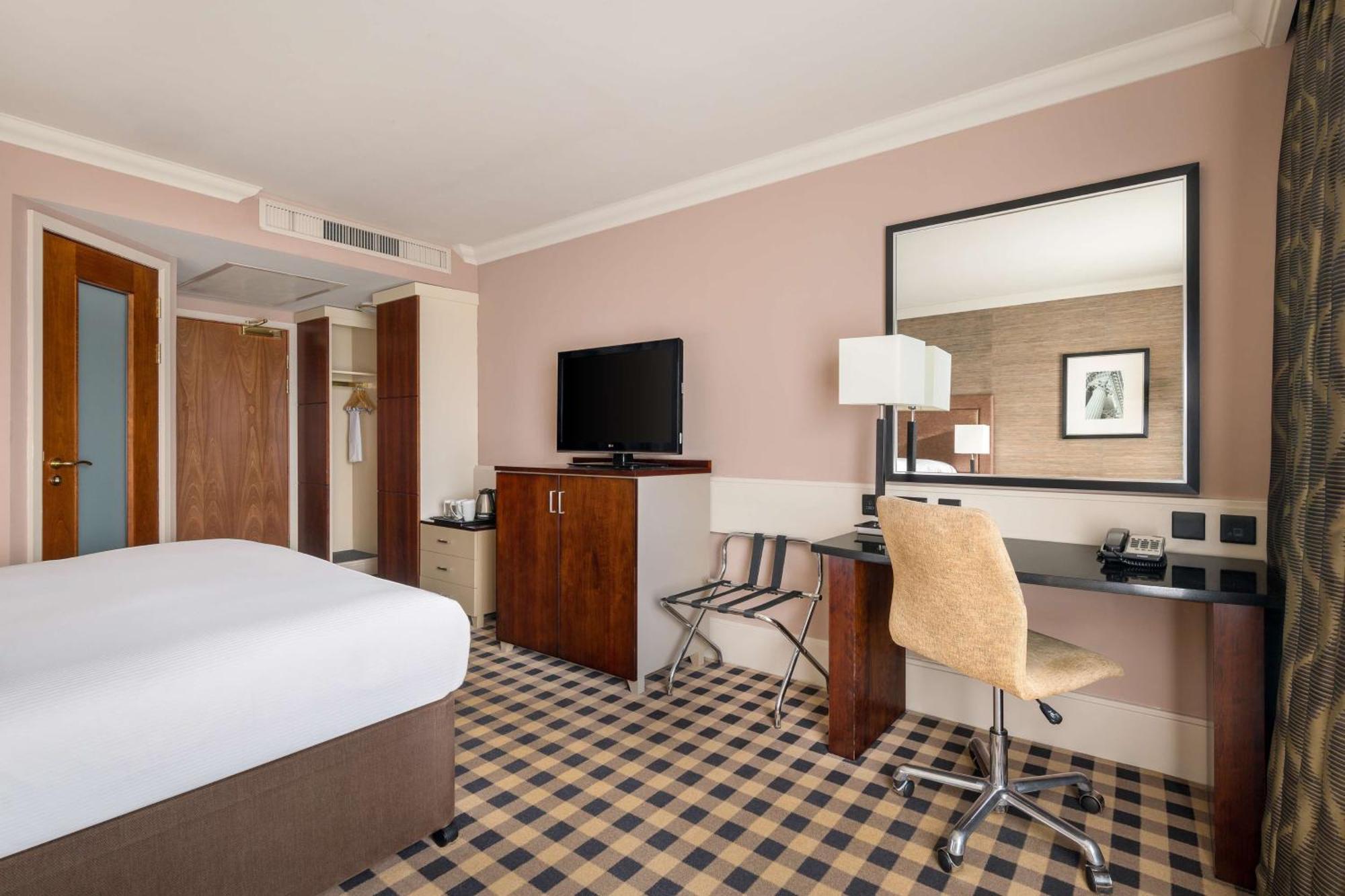 Doubletree By Hilton Hotel Newcastle International Airport Екстериор снимка